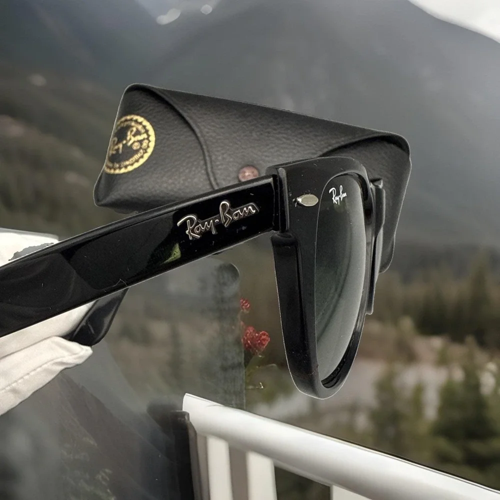 Ray-Ban Wayfarer RB2140 Authentic Vintage Black Frame/Green Lens-etched 